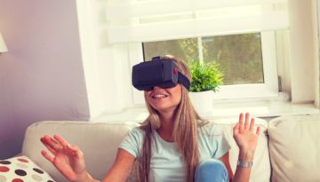 What Is Virtual Reality (VR) and How Does It Work